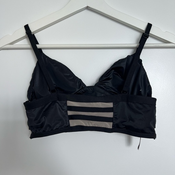 Victoria’s Secret Bralette - Picture 2 of 3